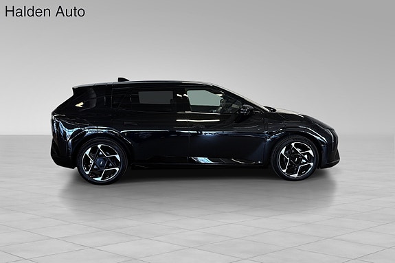 Kia EV4 4 of 20