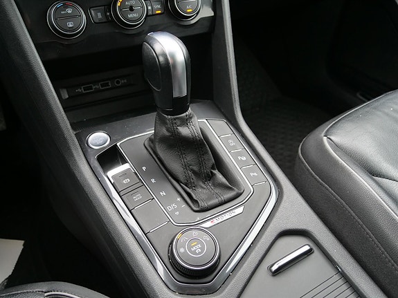 Volkswagen Tiguan Allspace 17 of 19