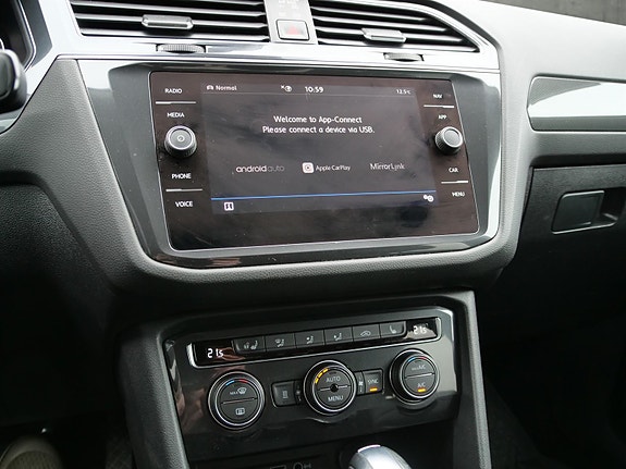 Volkswagen Tiguan Allspace 15 of 19
