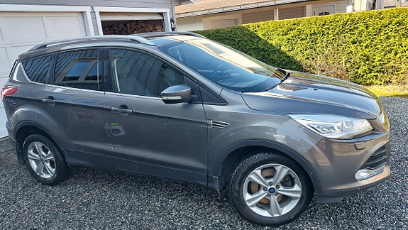 Ford Kuga 2 of 6