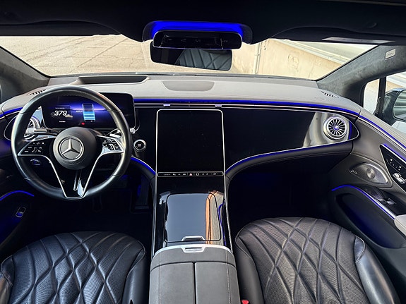 Mercedes-Benz EQS450 27 of 30
