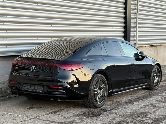 Mercedes-Benz EQS450 13 of 30
