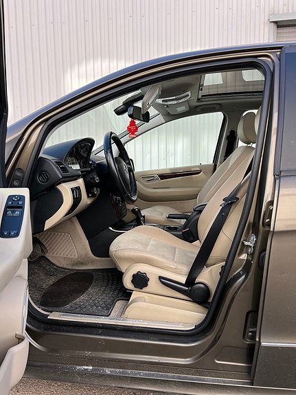 Mercedes-Benz 170 15 of 17