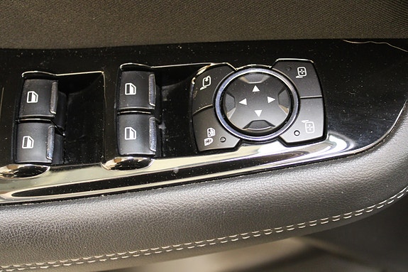Ford Galaxy 23 of 30