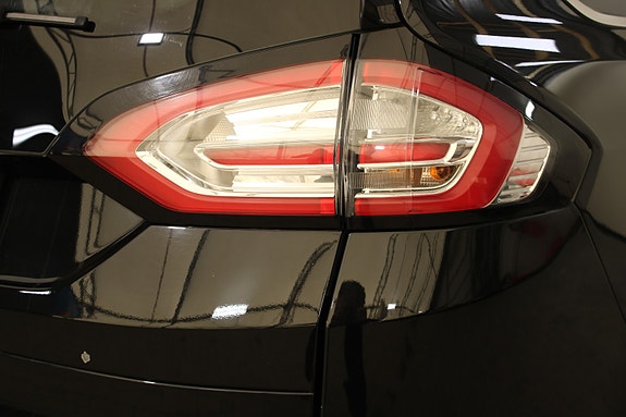 Ford Galaxy 13 of 30