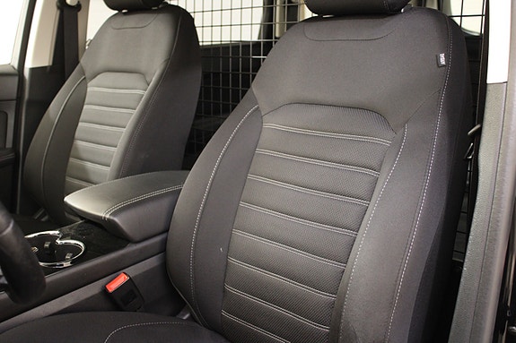 Ford Galaxy 26 of 30