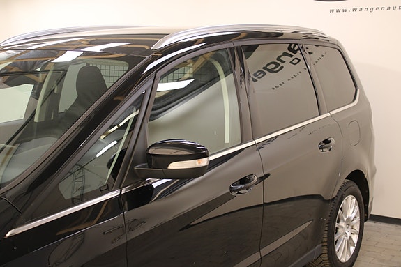 Ford Galaxy 18 of 30