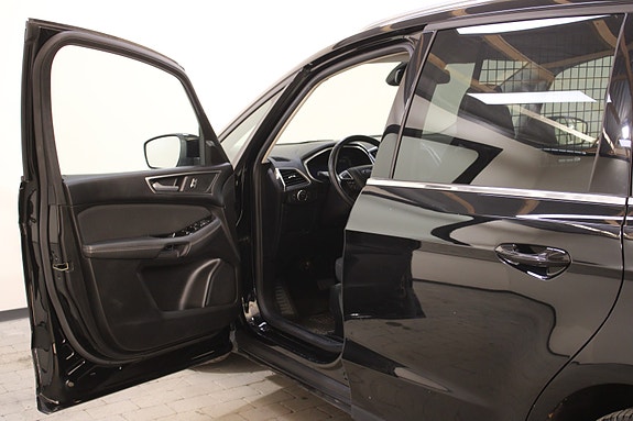 Ford Galaxy 20 of 30