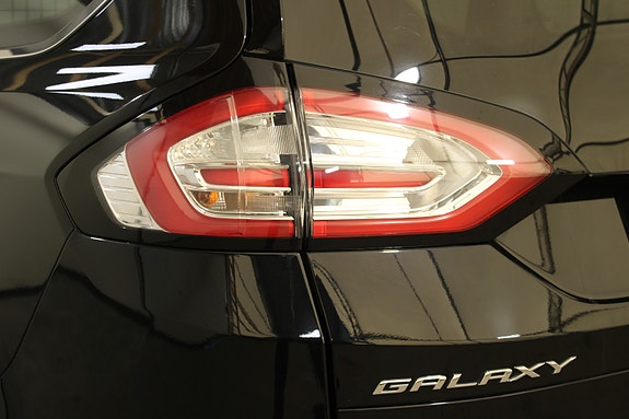 Ford Galaxy 17 of 30