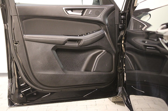 Ford Galaxy 21 of 30