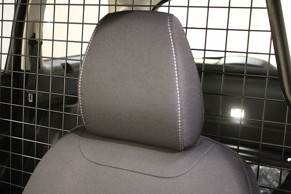 Ford Galaxy 27 of 30