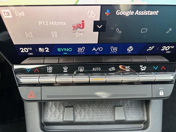 Renault Scenic E-Tech 25 of 30
