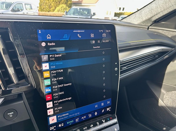 Renault Scenic E-Tech 27 of 30
