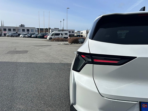 Renault Scenic E-Tech 11 of 30