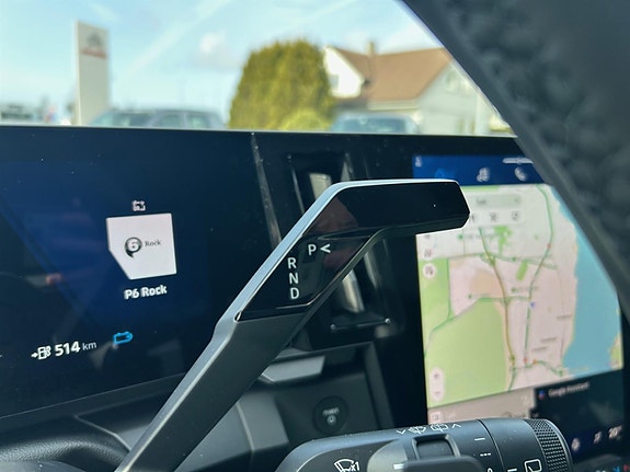 Renault Scenic E-Tech 22 of 30