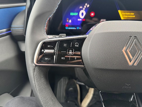 Renault Megane 24 of 30