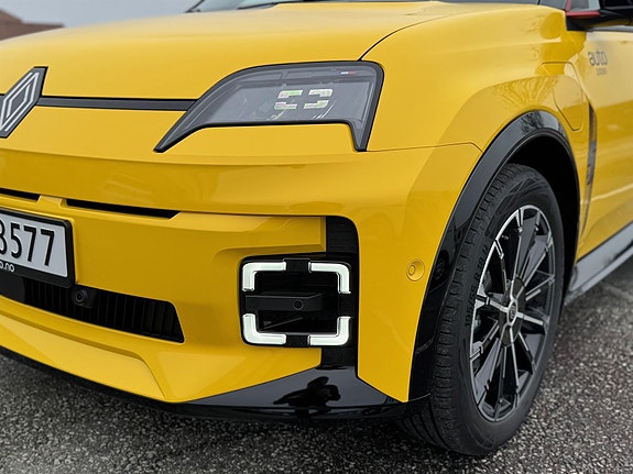 Renault 5 E-Tech 13 of 30