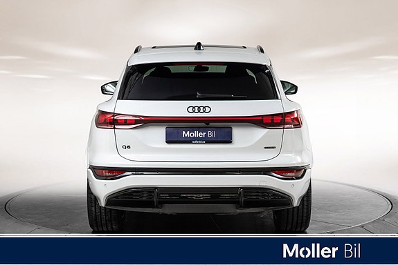 Audi Q6 e-tron 4 of 26