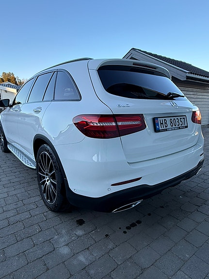 Mercedes-Benz GLC220 d 4 of 20