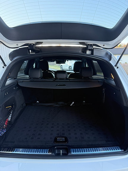 Mercedes-Benz GLC220 d 14 of 20