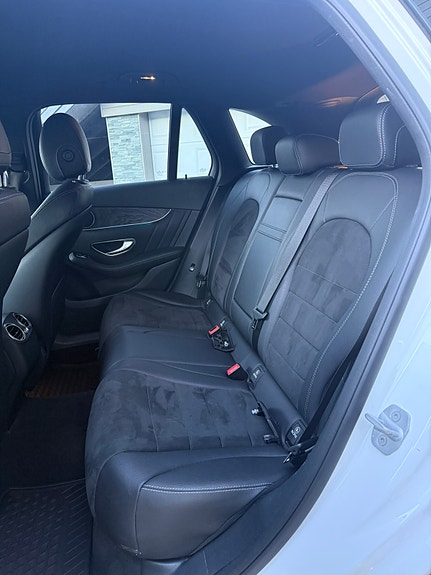 Mercedes-Benz GLC220 d 13 of 20