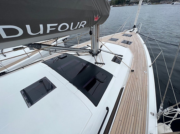 Dufour 470 - Veldig godt utstyrt - Kun brukt som utstillingsbåt 8 of 30
