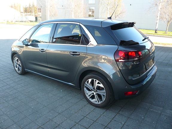 Citroen C4 Picasso 7 of 30