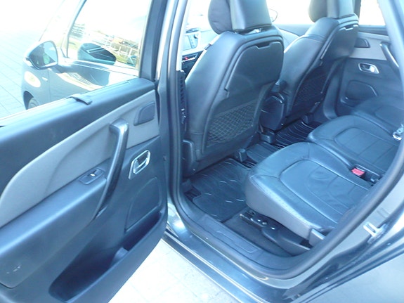 Citroen C4 Picasso 23 of 30