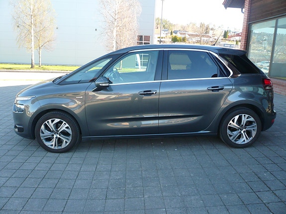 Citroen C4 Picasso 8 of 30