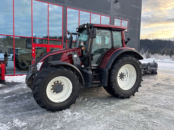 Valtra N163 Direct 2013, kr 569 000,-