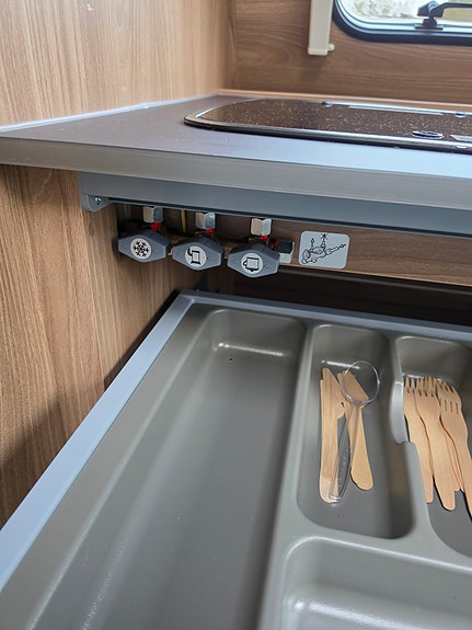 Bürstner Premio Plus 410 TS,Genial senkeseng,Fuktgaranti til 2031! 7 of 17