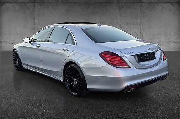 Mercedes-Benz S-Klasse 3 of 5