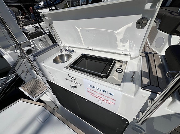 Dufour 44 – Vises på vår messe på Vollen Marina lørdag 5. og søndag 6. september 12 of 30