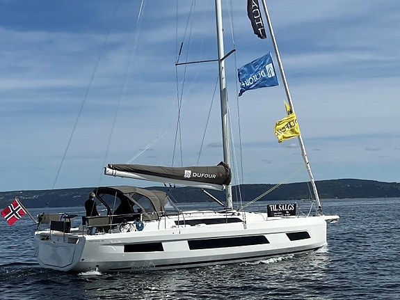 Dufour 44 - Ny modell - Utstilt hos oss på Vollen Marina 4 of 5