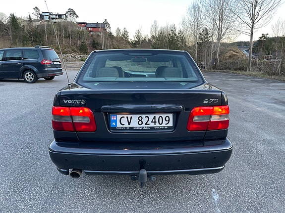 Volvo S70 4 of 5