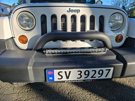 Jeep Wrangler 13 of 27