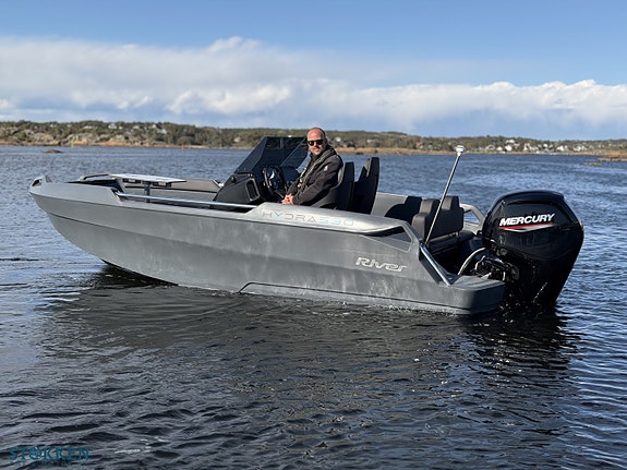 River 530 Hydra XR - Mercury 80hk - Fullspekket båt med stor utstyrspakke