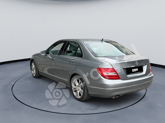 Mercedes-Benz C180 18 of 24