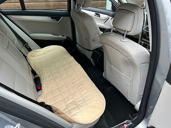 Mercedes-Benz C180 6 of 24