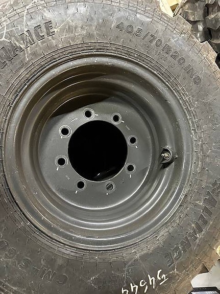 Andre Alliance 405/70R20 4 of 5