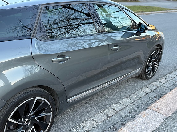 Citroen DS5 12 of 30