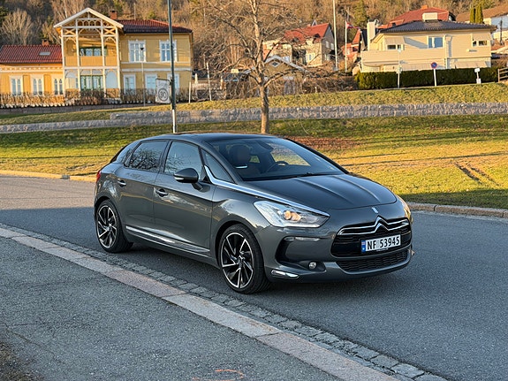 Citroen DS5 4 of 5
