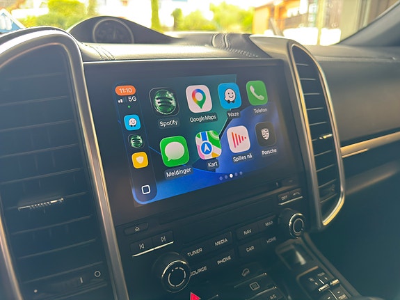 Porsche Cayenne 8 of 9
