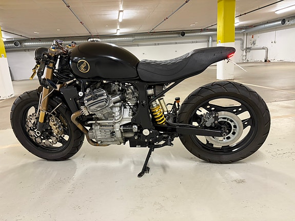 Honda CX 500 EUROSPORT CAFE RACER 10 of 30