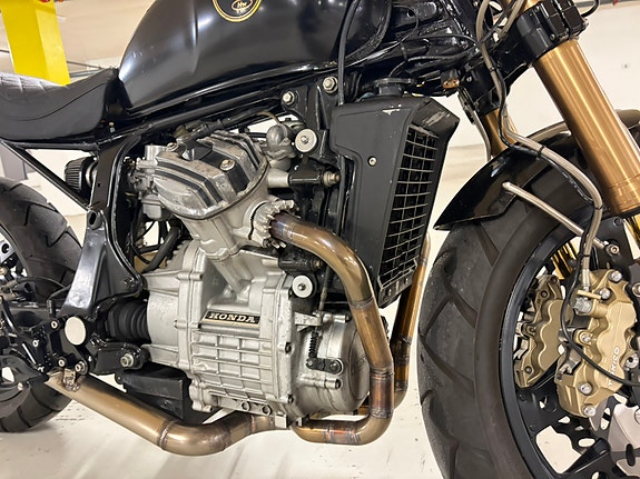 Honda CX 500 EUROSPORT CAFE RACER 20 of 30