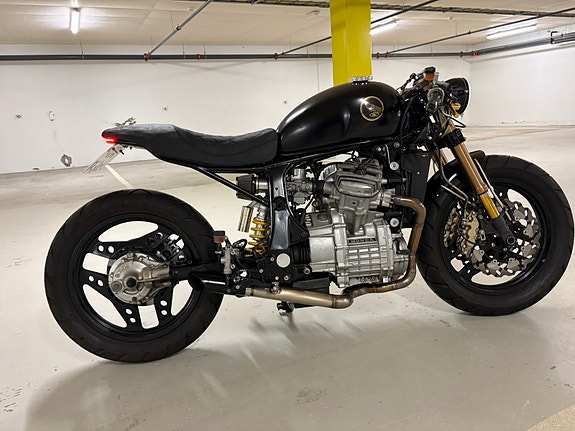 Honda CX 500 EUROSPORT CAFE RACER 3 of 30