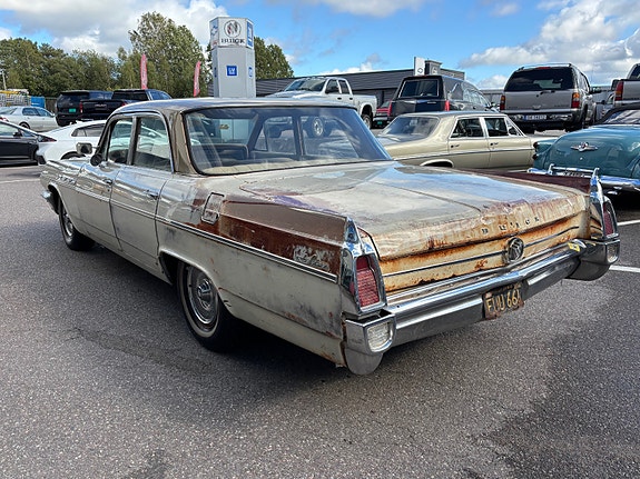 Buick Le Sabre 7 of 23