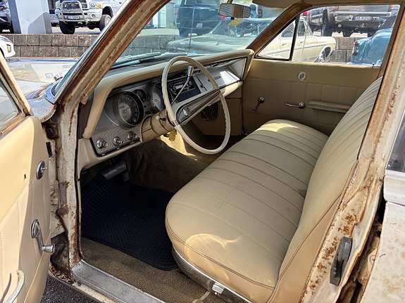 Buick Le Sabre 13 of 23