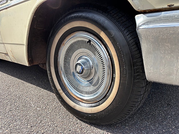 Buick Le Sabre 11 of 23
