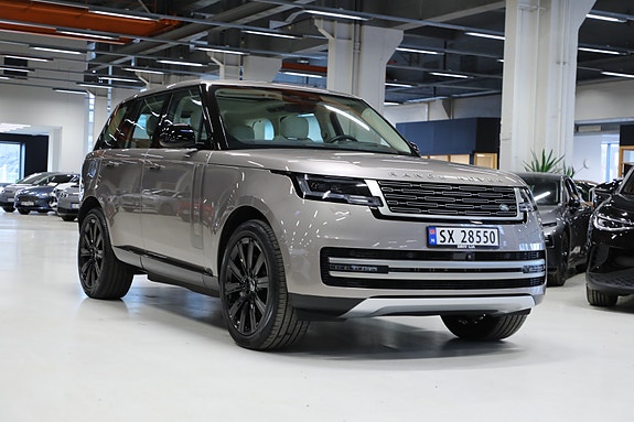 Land Rover Range Rover 2 of 5